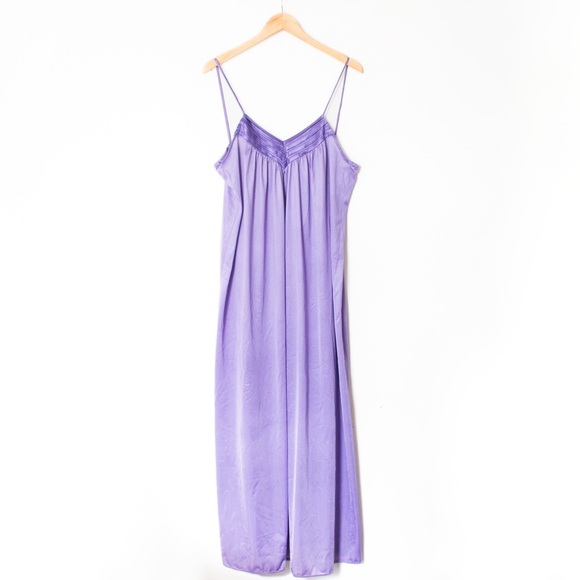 Donna Richard for Gilligan & O'MalleyVintage 70's Purple NightgownSize L
